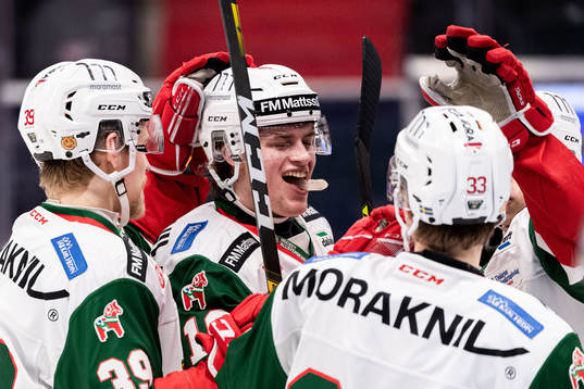 Bläddra bland fler bilder av Ishockey, Hockeyallsvenskan, Södertälje - Mora