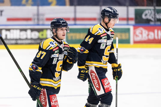Södertäljes Hugo Gustafsson och Oscar Eriksson deppar