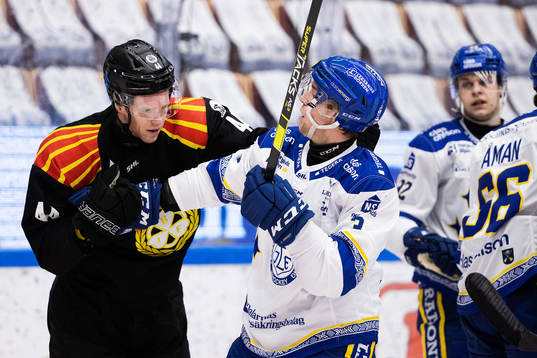 Brynäs Nicklas Danielsson och Leksands August Berg