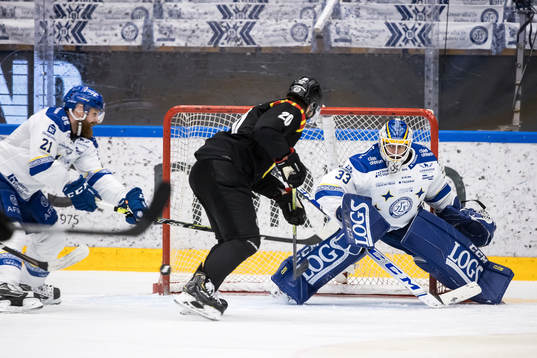 Leksands målvakt Axel Brage och Leksands Mattias Ritola