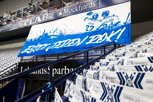 Banderoll TIFO i Tegera Arena