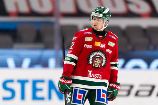 Frölundas Linus Nässén deppar