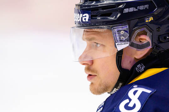 s Simon Önerud