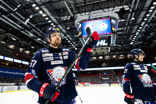 Linköpings Jarno Kärki jublar