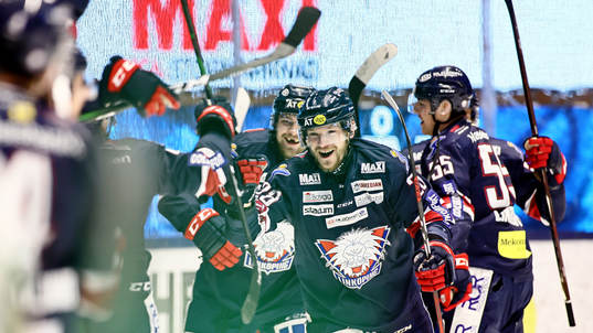 Linköpings Jaakko Rissanen jublar
