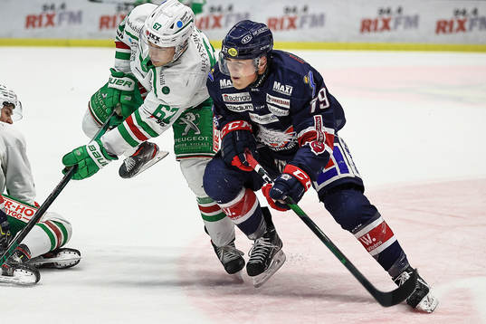 Rögles Leon Bristedt och Linköpings Patrik Lundh