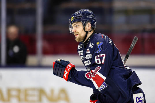 Linköpings Jarno Kärki jublar