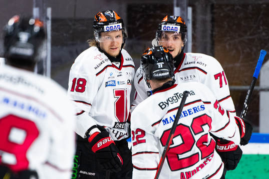 Örebros Rodrigo Abols jublar