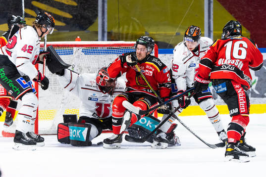 Luleås Juhani Tyrväinen och Örebros Robert Leino
