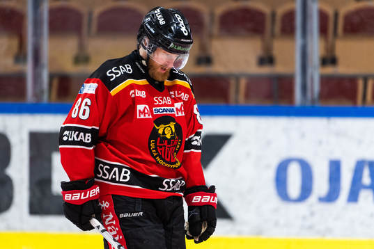 Luleås Linus Klasen deppar