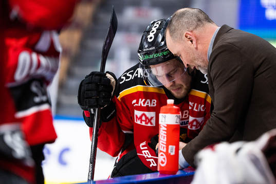 Luleås Juhani Tyrväinen och tränare Thomas Berglund