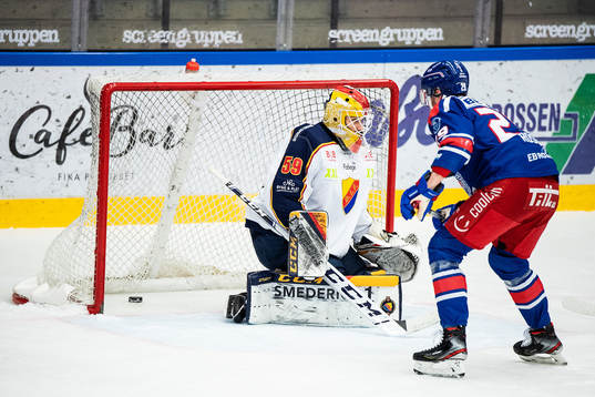 Oskarshamns Kim Rosdahl gör 2-0 bakom Djurgårdens