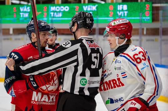 Västerviks Ludvig Jardeskog och Timrås Erik Walli