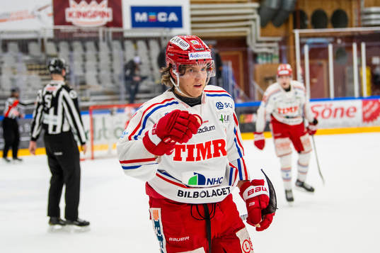 Timrås Marcus Hardegård jublar