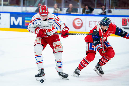 Timrås Viktor Lodin och Västerviks Michael Kapla