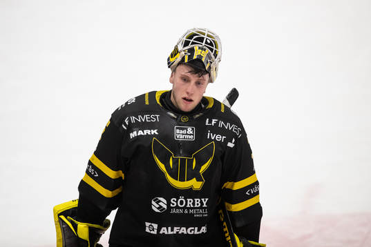 Västerås målvakt Emil Kruse deppar