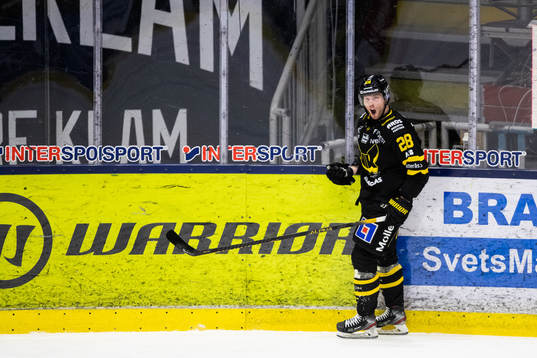 Västerås Lukas Zetterberg jublar