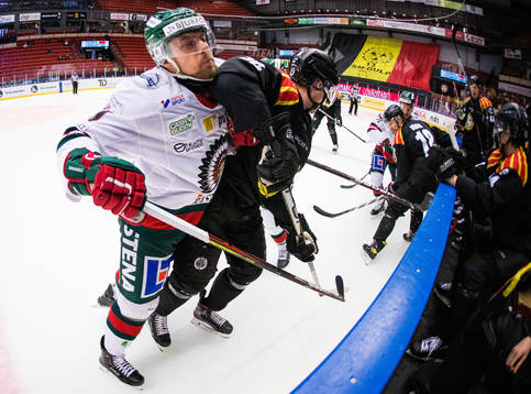 Frölundas Mats Rosseli Olsen och Brynäs Linus Ölund