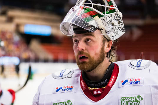 Frölundas målvakt Niklas Rubin deppar