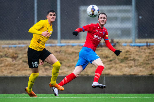 Mjällbys Mark Tokich och Helsingborgs Rasmus Jönsson