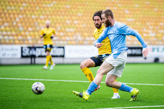 Malmö FFs Jo Inge Berget och Elfsborgs Frederik Holst