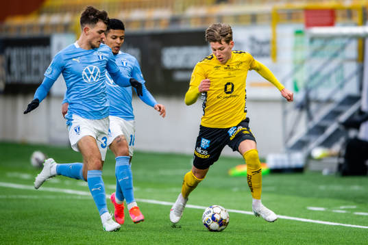 Malmö FFs Pavle Vagic och Elfsborgs Noah Söderberg