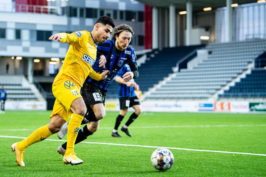 IFK Göteborgs Hosam Aiesh och Sirius Axel Björnström