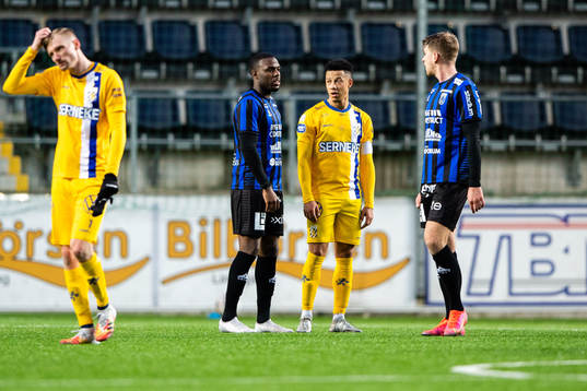 Sirius Christian Kouakou och IFK Göteborgs Tobias Sana