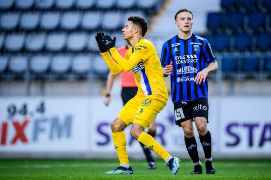IFK Göteborgs Alexander Jallow deppar