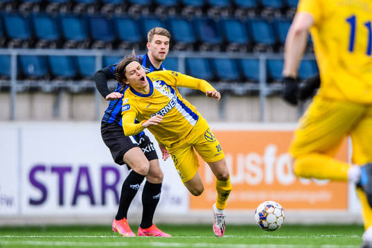 Sirius Marcus Mathisen och IFK Göteborgs Simon Thern
