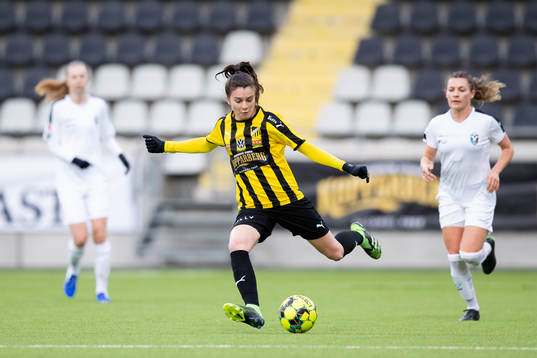 Häckens Anna Julia Csiki