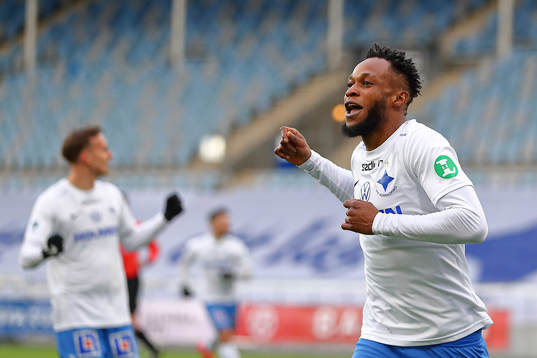 IFK Norrköpings Samuel Adegbenro jublar