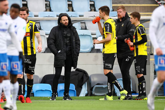 Häckens tränare Andreas Alm och Alexander Jeremejeff