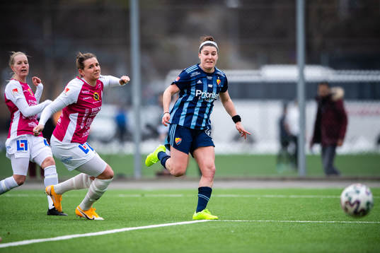 Djurgårdens Hayley Dowd gör 1-0