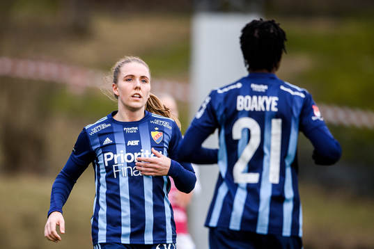 Djurgårdens Gudrun Arnadottir och Portia Boakye