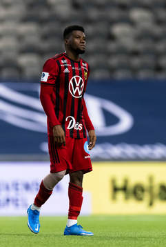 Östersunds Kalpi Wilfried Ouattara skadar sig och får