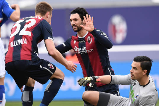 Mattias Svanberg of Bologna celebrates