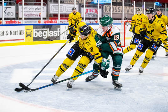Bläddra bland fler bilder av Ishockey, Hockeyallsvenskan, Kristianstad - Västerås