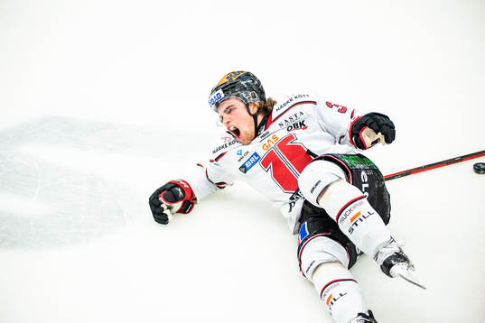 Örebros Glenn Gustafsson har ont