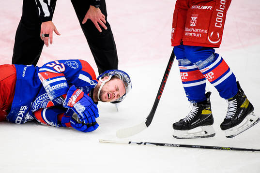 Oskarshamns Markus Modigs har ont