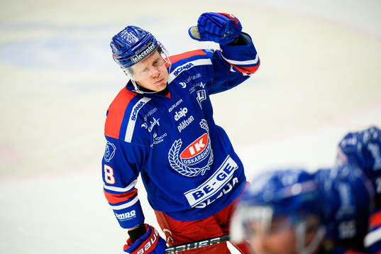 Oskarshamns Fredrik Olofsson jublar