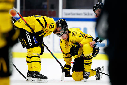 Västerås Jesper Johansson har ont