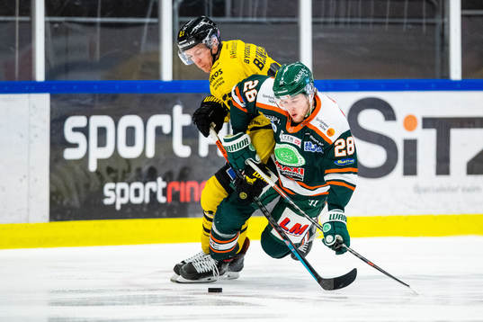 Västerås Marcus Bergman och Kristianstads Max Wahlgren