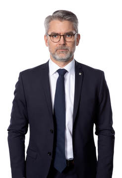 s VD Niclas Carlnén