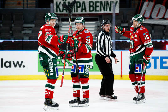 Frölundas Karl Henriksson jublar