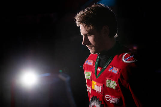 Frölundas Johan Sundström innan ishockeymatchen i SHL