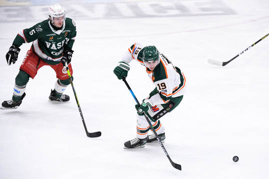Väsbys Phil Kemp och Kristianstads Melker Eriksson