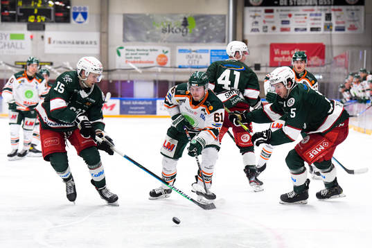 Kristianstads Malte Sjögren i en kamp mot Väsbys Tobias