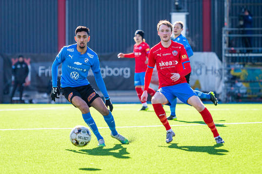 Halmstads Amir Al-Ammari och Helsingborgs Rasmus Jönsson