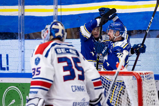 Leksands Martin Karlsson och Marek Hrivik jublar